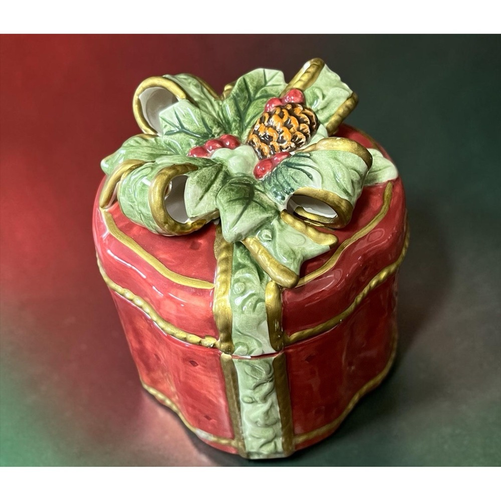 Fitz & Floyd Holiday Home Lidded Candle Cup Christmas Holly Berries Trinket Box
